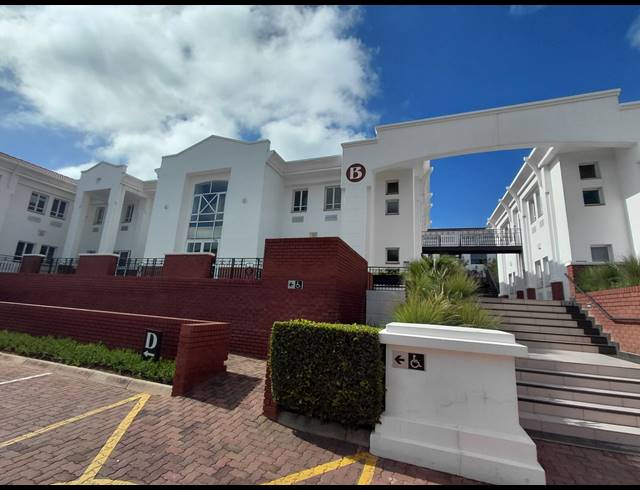 235M² OFFICE TO LET IN BRYANSTON